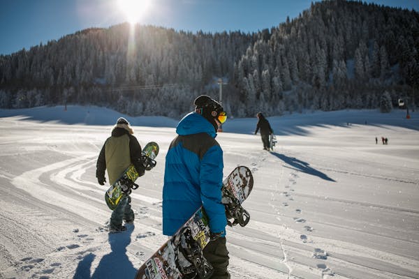 Snowboardkleding trends für die kommende Saison - Einblick in unser Sortiment